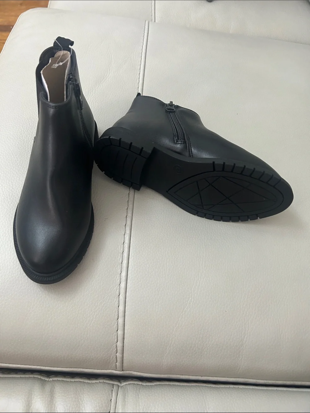 Cat & Jack Black Chelsea Booties for Kids